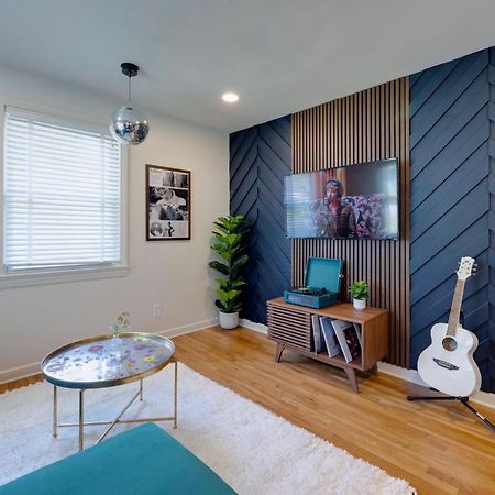 Taylor Swift Eras Inspired Home-10 Min To Broadway ناشفيل المظهر الخارجي الصورة