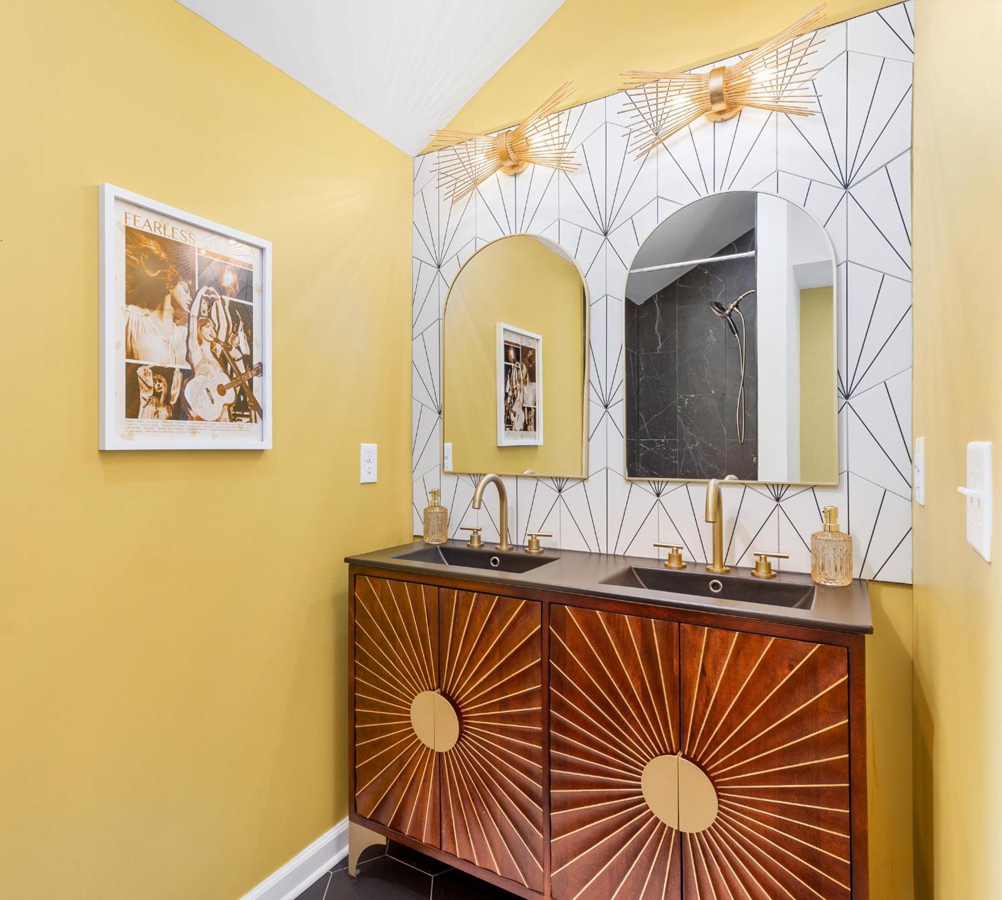 Taylor Swift Eras Inspired Home-10 Min To Broadway ناشفيل المظهر الخارجي الصورة